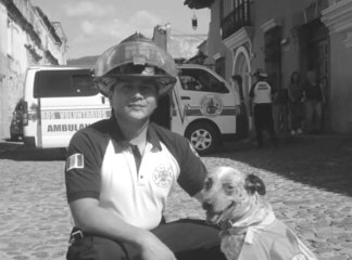 Javier Armando Castillo Márquez, Bombero Voluntario. Foto La Hora: Cortesía.